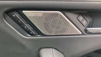 Jaguar I-Pace R-Dynamic HSE Black