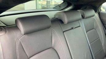 Jaguar I-Pace R-Dynamic HSE Black