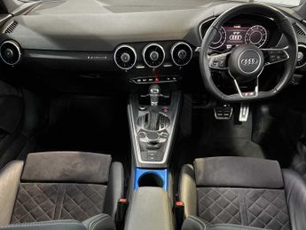 Audi TT Black Edition