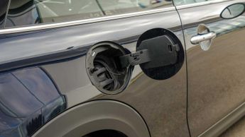 MINI Hatchback Cooper S Level 3