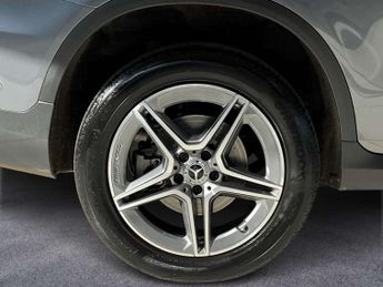 Mercedes-Benz GLC AMG Line