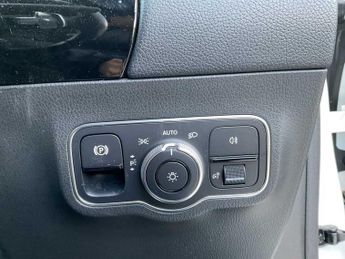 Mercedes-Benz B Class AMG Line