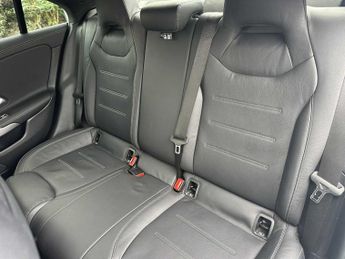 Mercedes-Benz Cla AMG Line