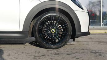 MINI Hatchback Cooper S Level 3