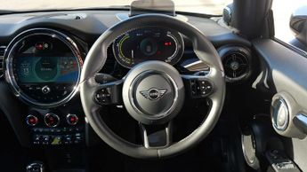 MINI Hatchback Cooper S Level 3