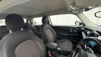 MINI Hatchback Cooper Classic