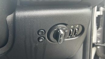 MINI Hatchback Cooper Classic