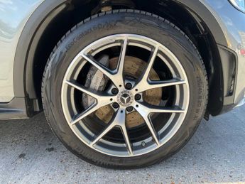 Mercedes-Benz GLC AMG Line