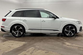 Audi Q7 Black Edition
