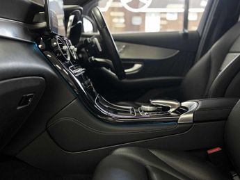 Mercedes-Benz GLC AMG Line