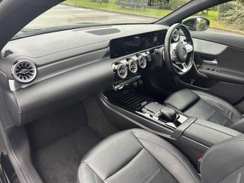 Mercedes-Benz Cla AMG Line