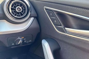 Audi Q2 S Line