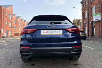 Audi Q3 Black Edition