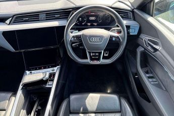 Audi Q8 Black Edition