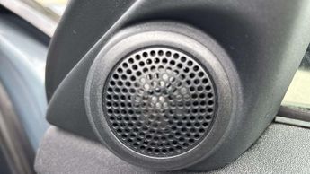 Land Rover Range Rover Evoque R-Dynamic SE