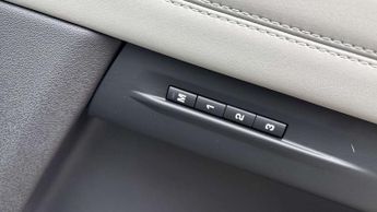 Land Rover Range Rover Evoque R-Dynamic SE