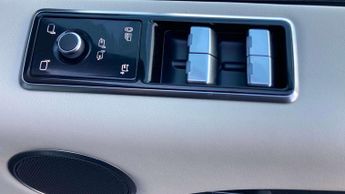 Land Rover Range Rover Sport HST