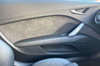 Audi TT Black Edition