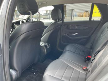 Mercedes-Benz GLC Urban Edition