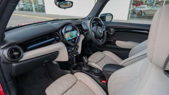 MINI Hatchback Cooper S Level 3