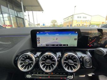 Mercedes-Benz GLA AMG Line