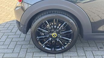 MINI Hatchback Cooper S Level 2