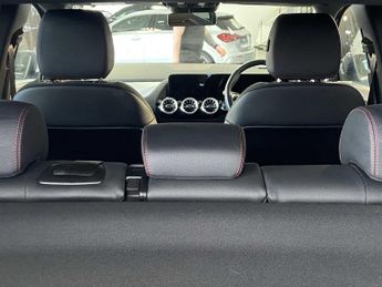 Mercedes-Benz GLA AMG Line