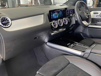 Mercedes-Benz GLA AMG Line