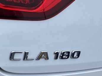 Mercedes-Benz Cla AMG Line