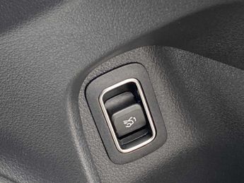 Mercedes-Benz Cla AMG Line