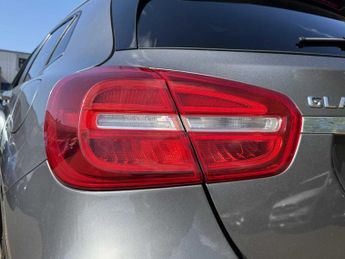 Mercedes-Benz GLA AMG Line