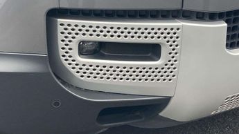 Land Rover Defender HSE