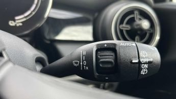 MINI Cooper SE Sport