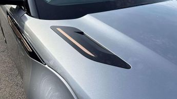 Land Rover Range Rover Evoque R-Dynamic HSE