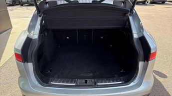 Jaguar F-PACE 300 Sport