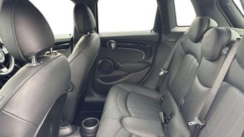 MINI Hatchback Cooper Exclusive