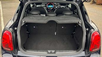 MINI Hatchback Cooper Exclusive