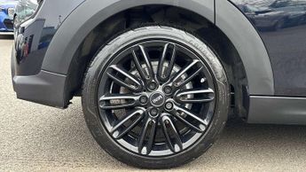 MINI Hatchback Cooper Exclusive