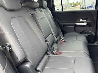Mercedes-Benz EQB Sport Executive