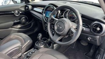 MINI Hatchback Cooper Classic