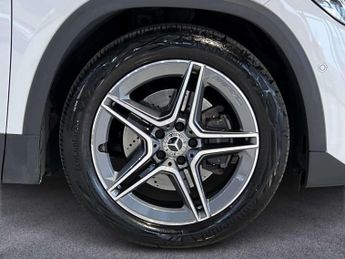 Mercedes-Benz GLA AMG Line