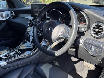 Mercedes-Benz Glc Coupe AMG Line
