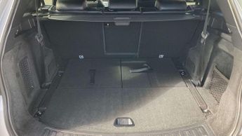 Land Rover Discovery Sport R-Dynamic SE