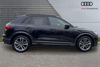Audi Q3 Black Edition