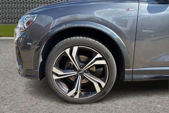 Audi Q3 Edition 1