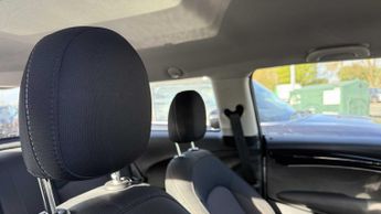 MINI Hatchback Cooper Classic