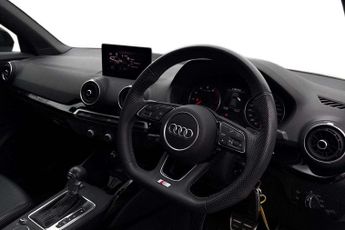 Audi Q2 Black Edition