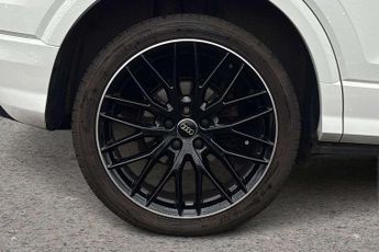 Audi Q2 Black Edition