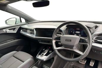 Audi Q4 S Line