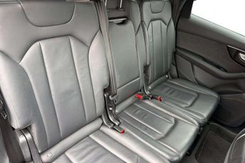 Audi Q7 S Line